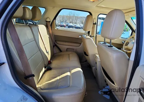 2011 Ford Escape Limited z USA, uszkodzony, nr VIN 1FMCU9EG9BKA38373